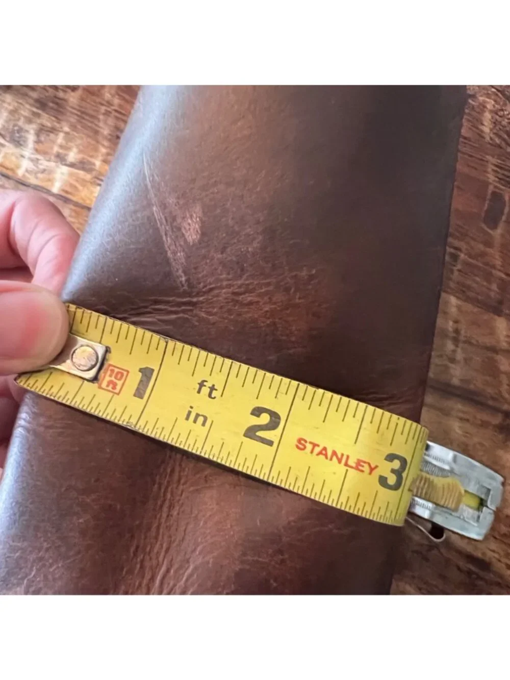 Wilson's Leather Cross Body Bag
